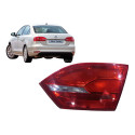 Lanterna Tampa Traseira Jetta 2011 2014 Direita