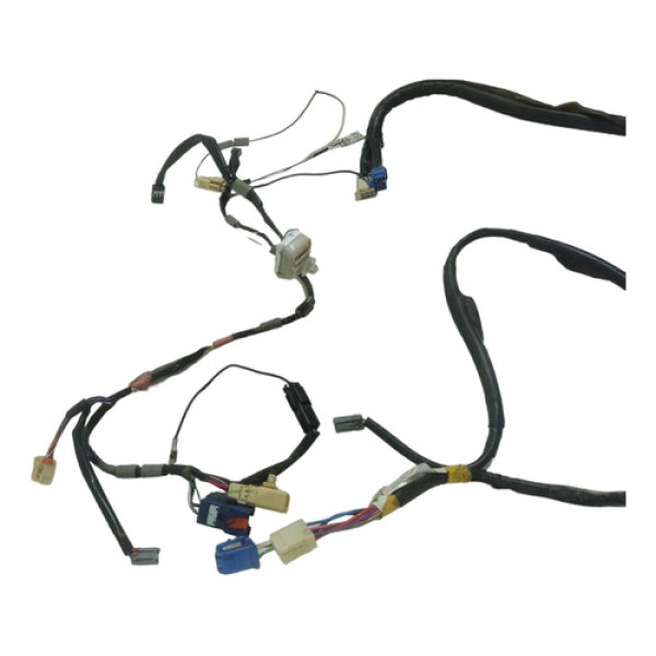 Chicote Tampa Traseira Toyota Corolla Fielder 2003 A 2008