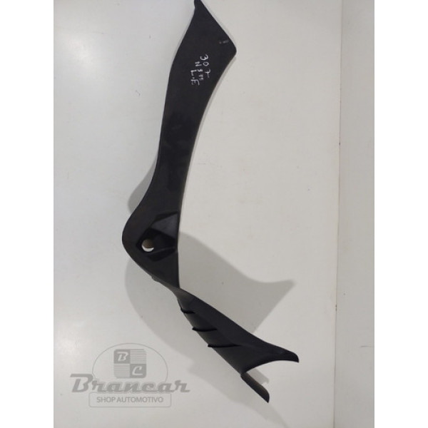 Acabamento Da Coluna Lado Esquerdo Peugeot 307 2006 A 2011