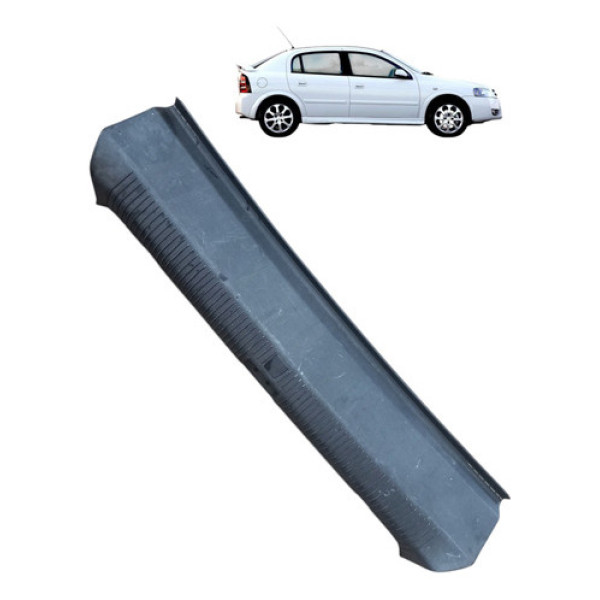 Soleira Porta Malas Astra Hatch 2006 2011