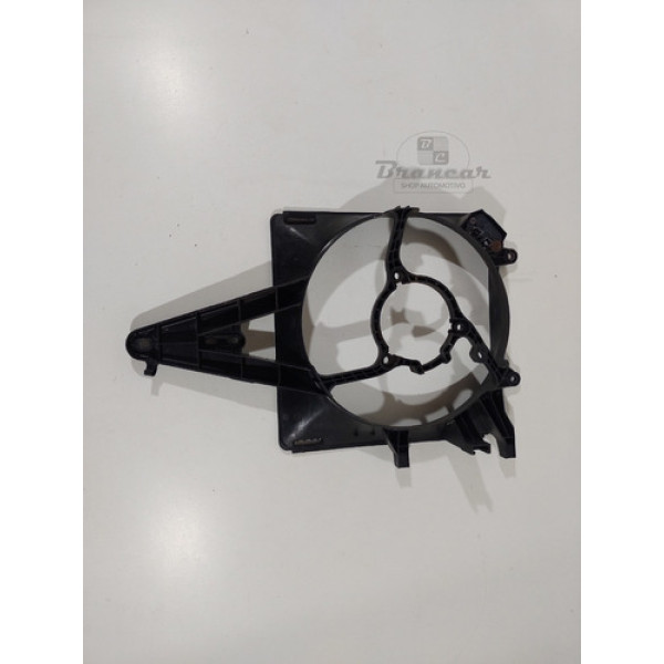 Moldura Defletor Do Radiador Com Ar Fiat Palio 2006 A 2010