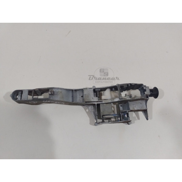 Suporte Maçaneta Externa Traseira Direita Aircross 2010 A 15