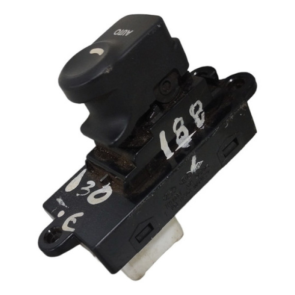 Comando Vidro Eletrico Traseiro Esquerdo Hyundai I30 09 A 12