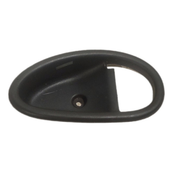 Moldura Gatilho Porta Traseira Esquerda Fiat Palio 96 A 00